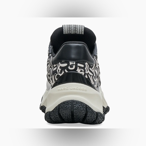 Marc Jacobs Monogram Lazy Runner Sneakers – Black & White Men’s 12 / Women’s 13 - Picture 3 of 9